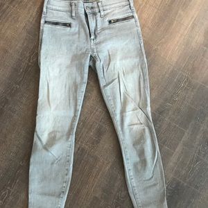 Grey cropped skinny